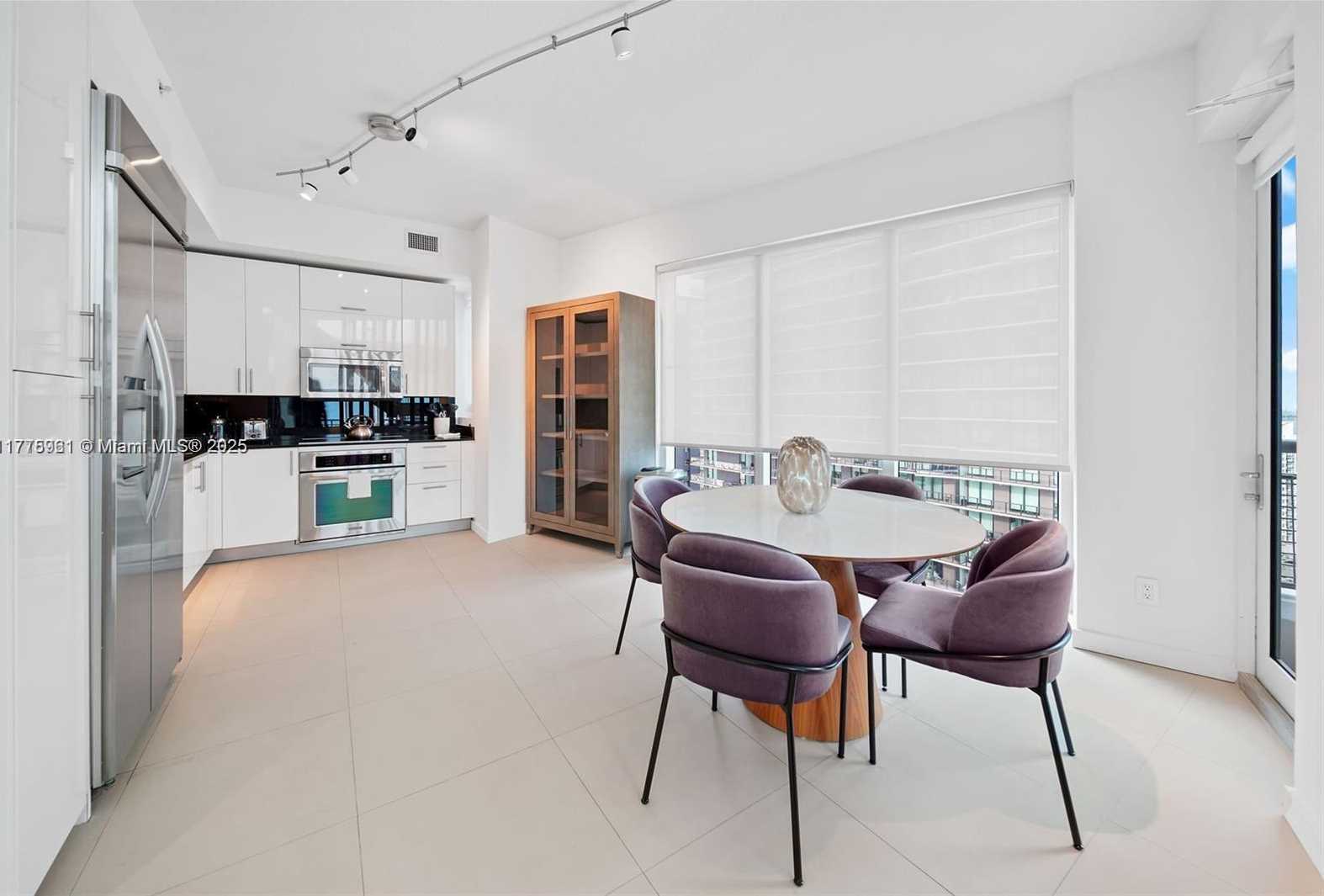 Small Image of 60 SOUTH WEST 13TH ST #2600, Miami Number 4