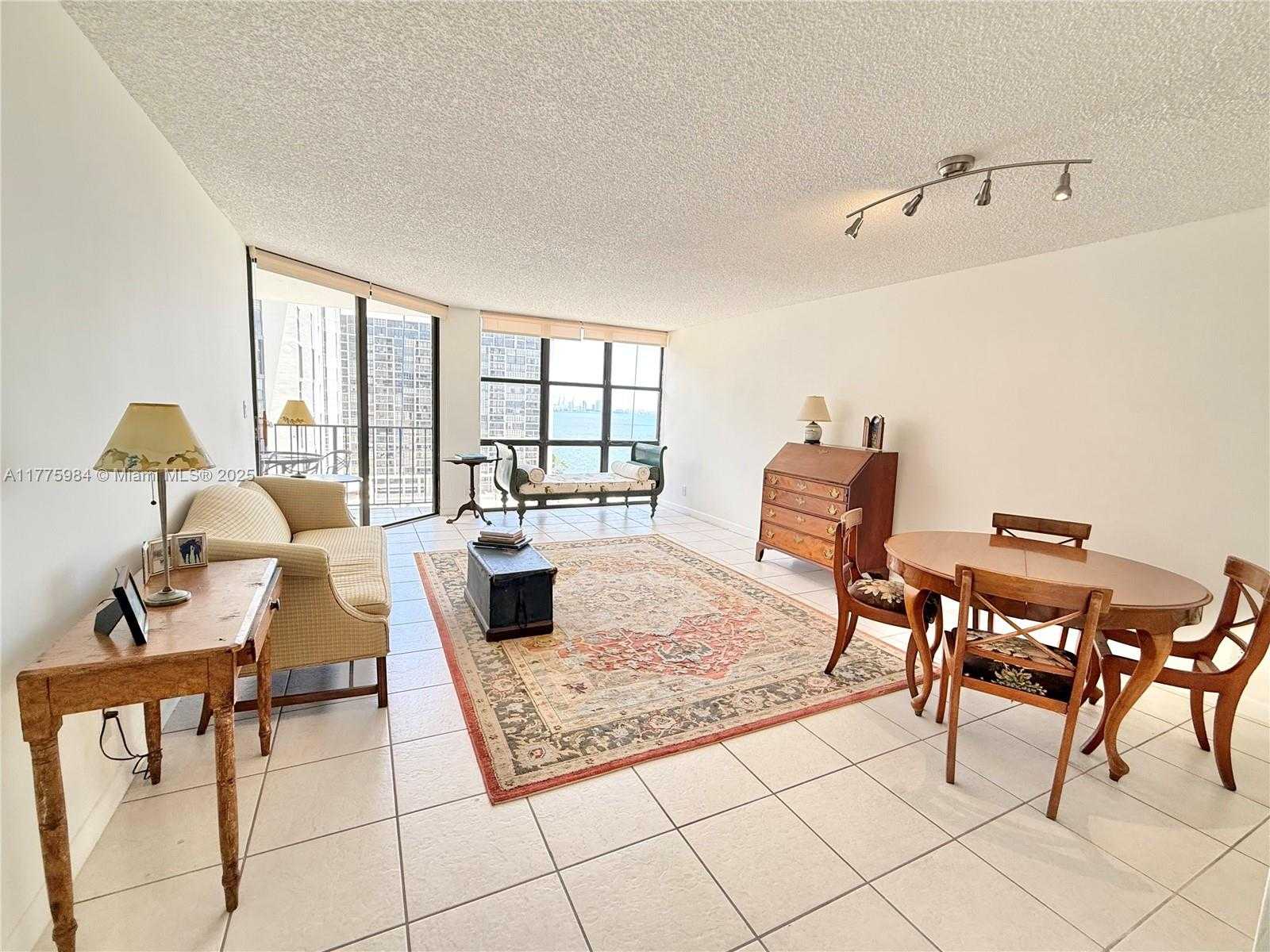 Small Image of 1925 BRICKELL AVE #1403, Miami Number 4
