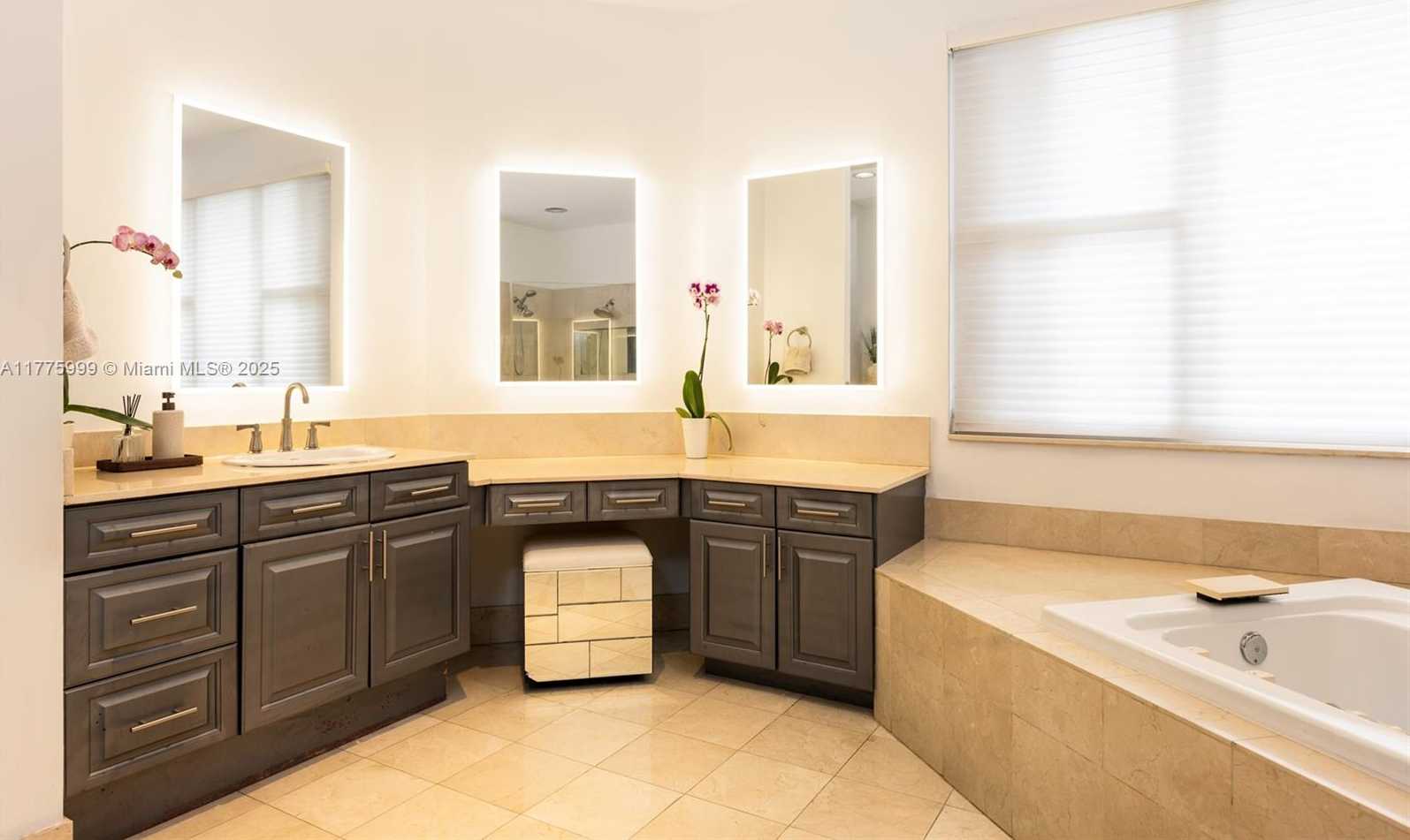 Small Image of 3707 NORTH EAST 214TH ST #14, Aventura Number 23