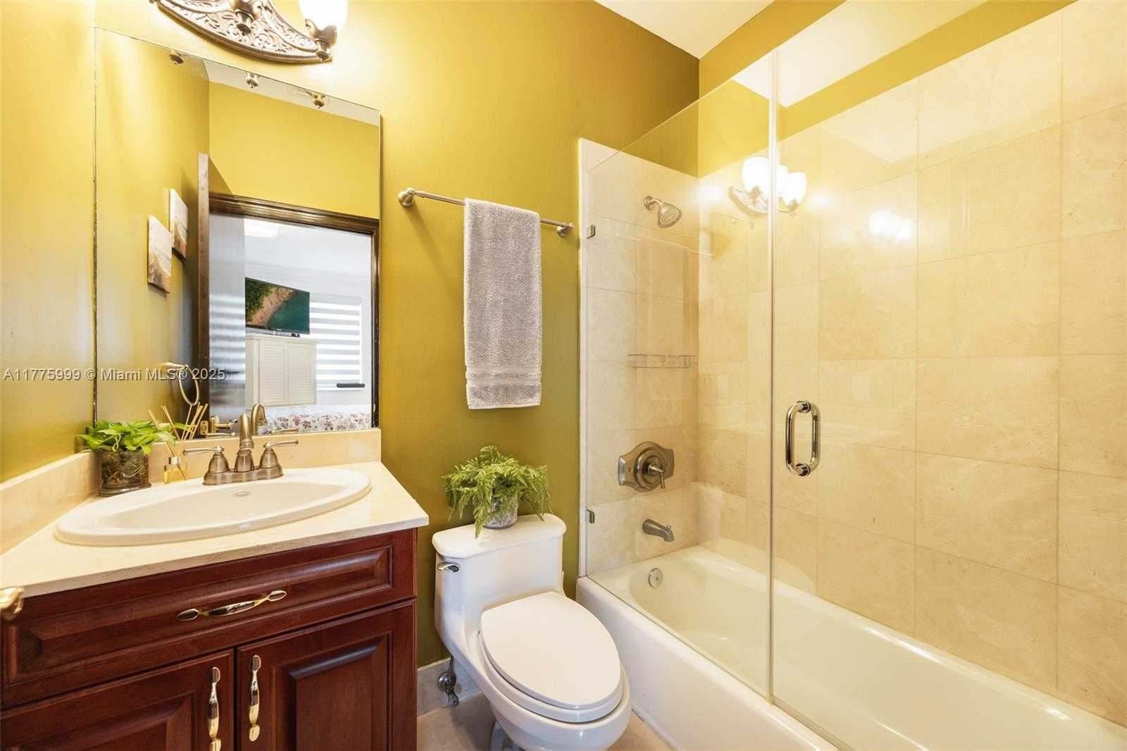 Small Image of 3707 NORTH EAST 214TH ST #14, Aventura Number 28