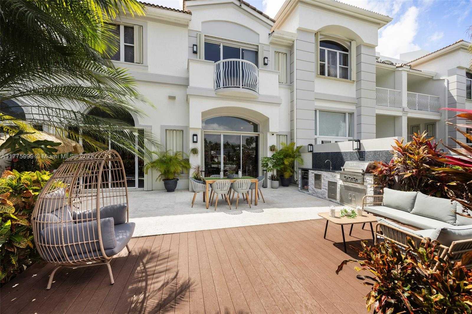 Small Image of 3707 NORTH EAST 214TH ST #14, Aventura Number 37