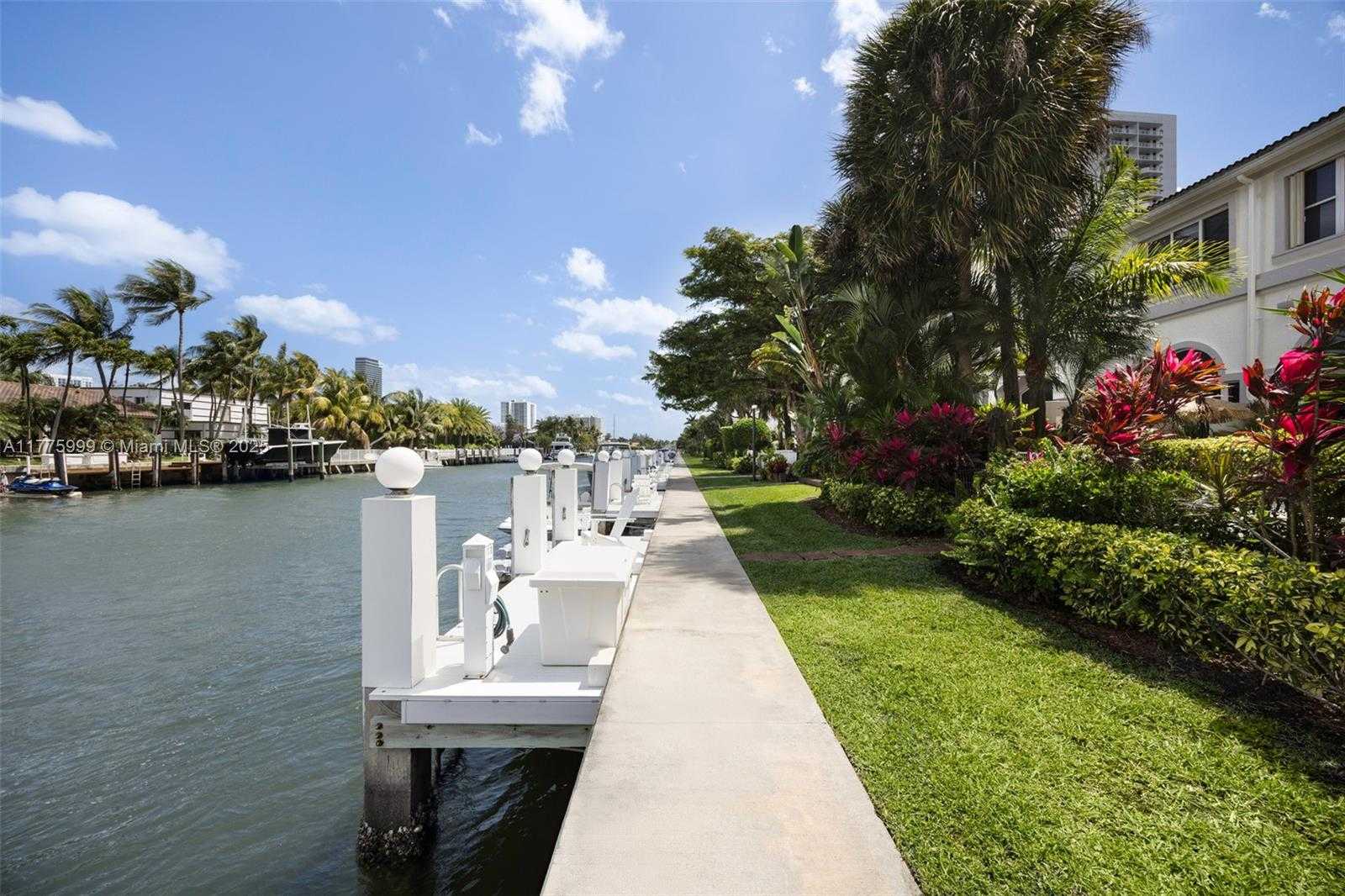 Small Image of 3707 NORTH EAST 214TH ST #14, Aventura Number 39
