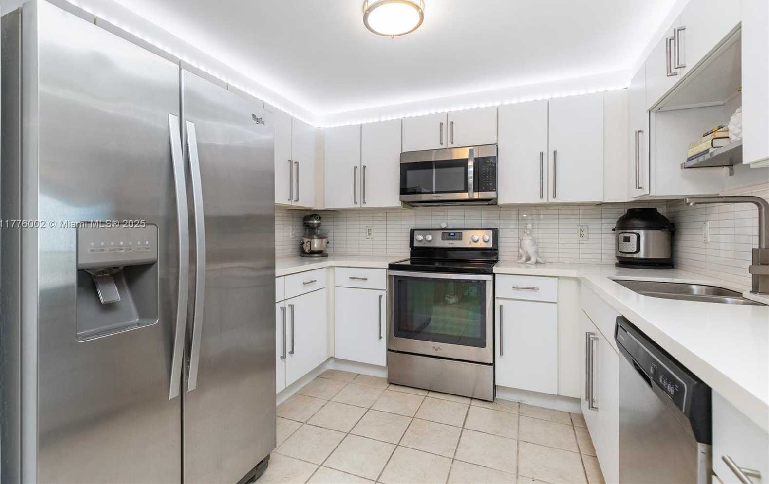 Small Image of 1250 SOUTH MIAMI AVE #1206, Miami Number 12