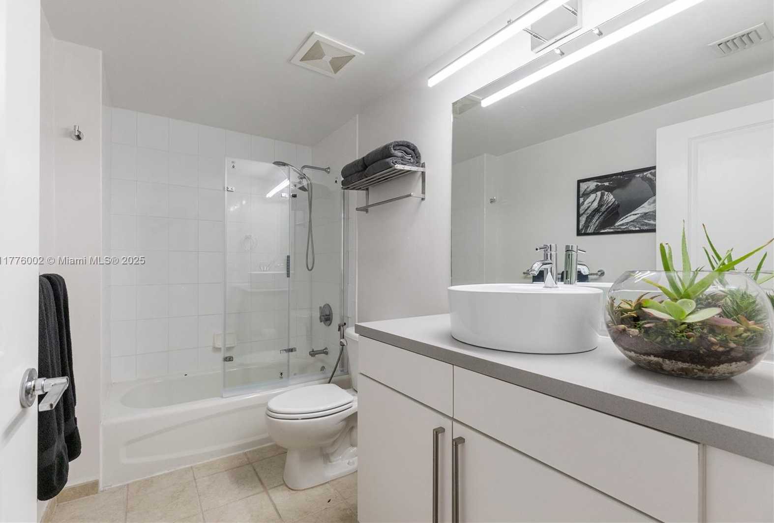 Small Image of 1250 SOUTH MIAMI AVE #1206, Miami Number 22