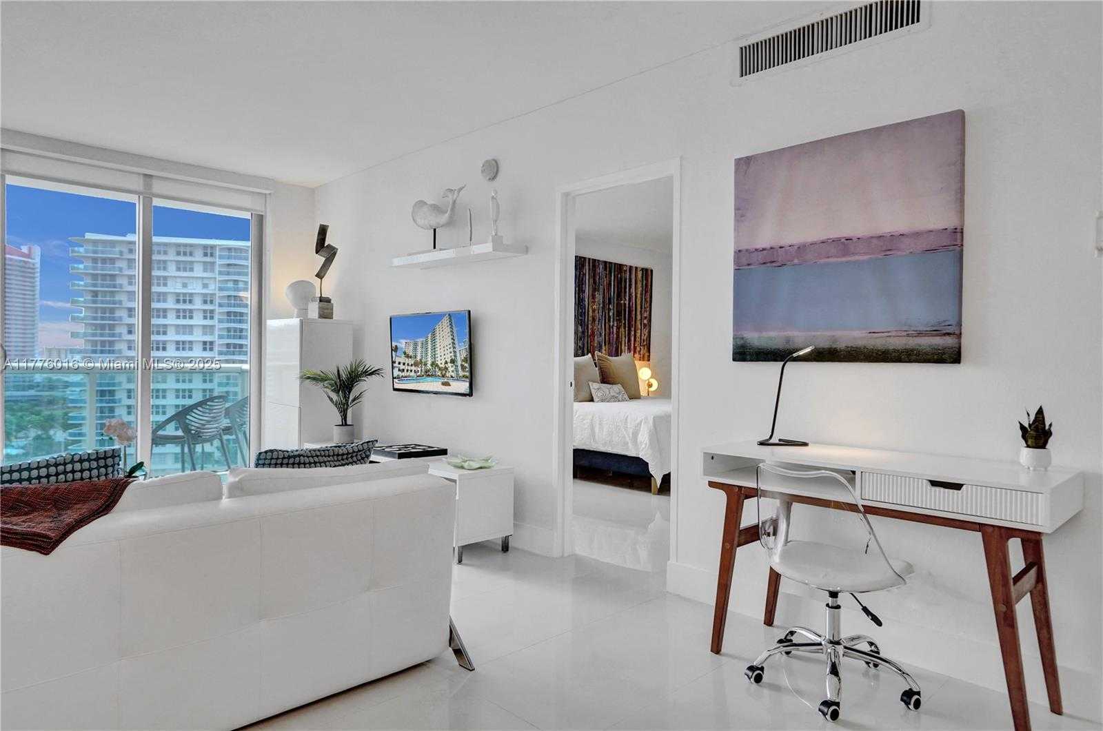 Small Image of 3801 SOUTH OCEAN DR #11V, Hollywood Number 11