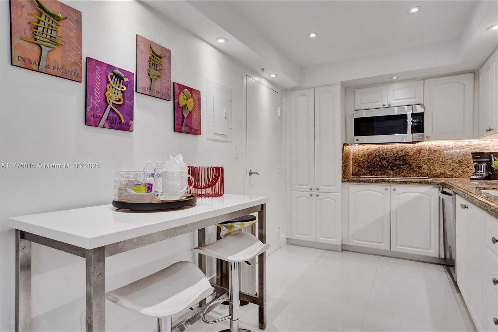Small Image of 3801 SOUTH OCEAN DR #11V, Hollywood Number 13