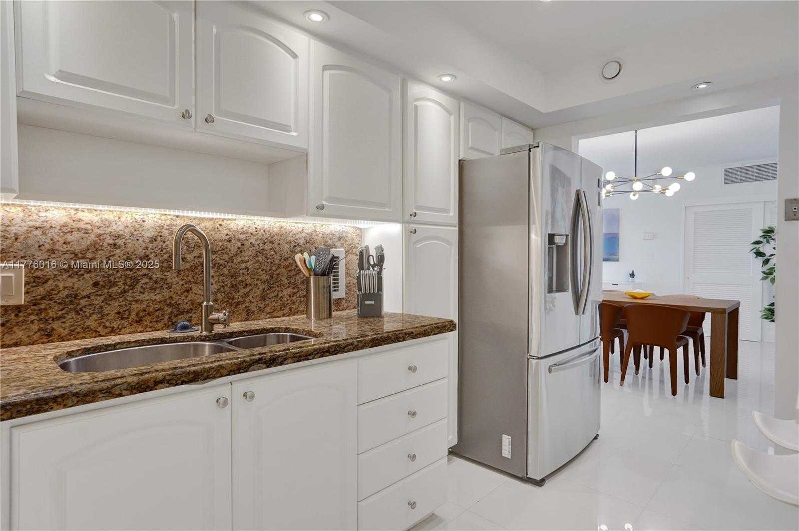 Small Image of 3801 SOUTH OCEAN DR #11V, Hollywood Number 17