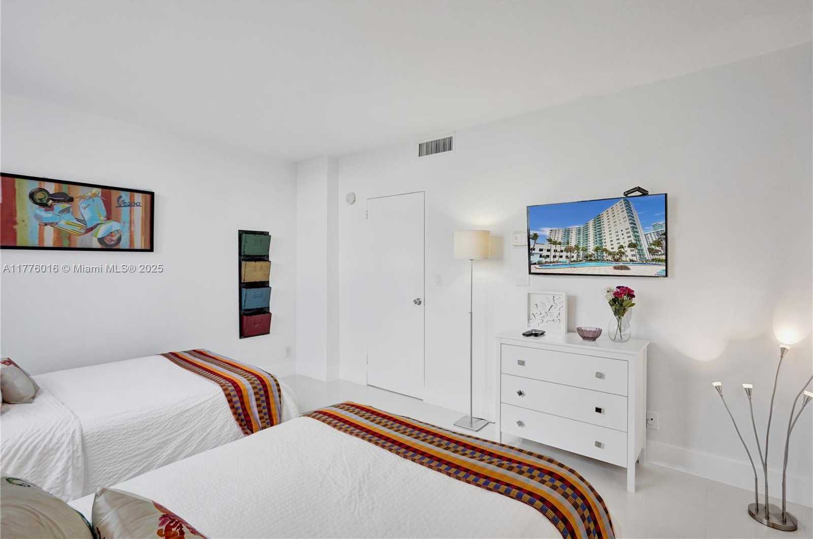Small Image of 3801 SOUTH OCEAN DR #11V, Hollywood Number 29