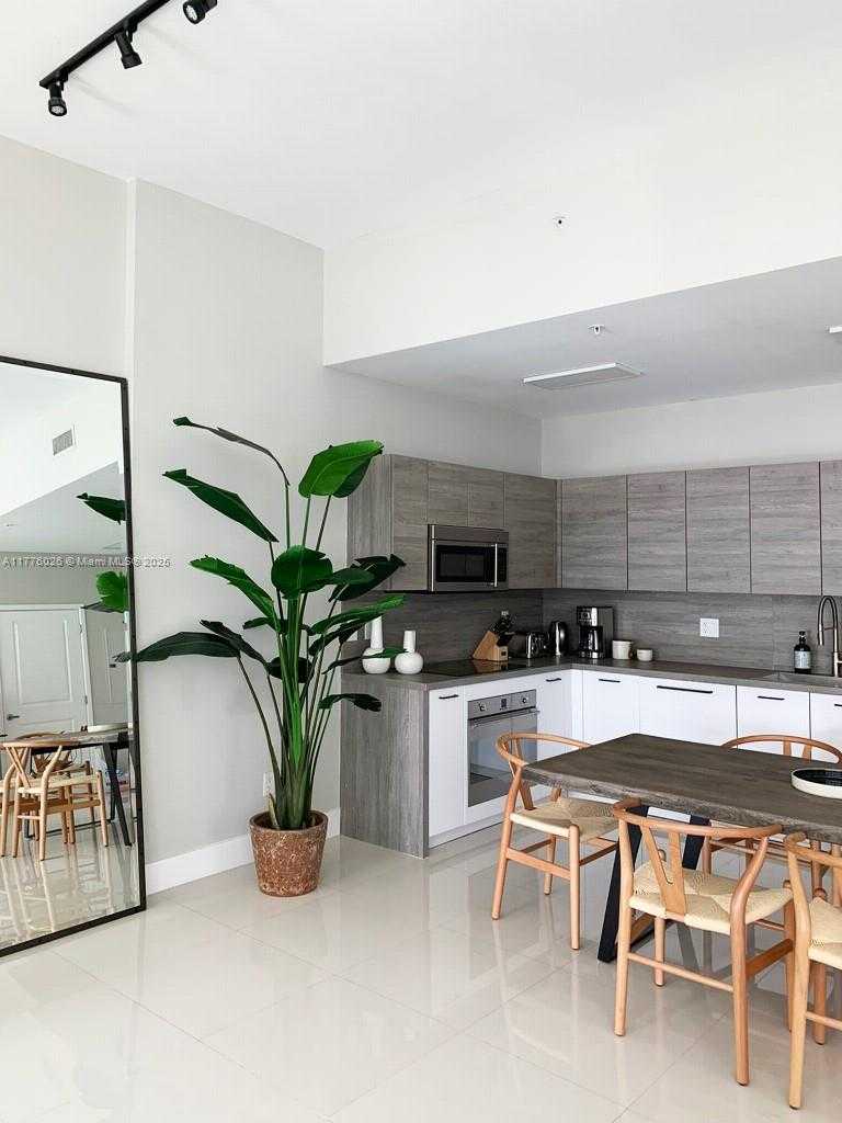 Small Image of 400 SUNNY ISLES BLVD #119, Sunny Isles Beach Number 5