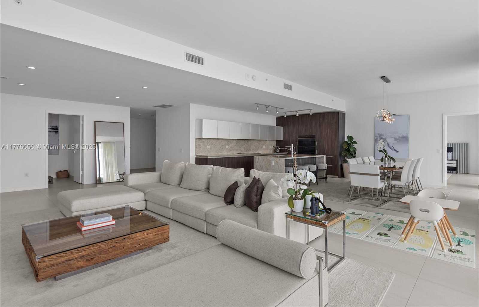 Small Image of 3131 NORTH EAST 7TH AVE #PH5002, Miami Number 4