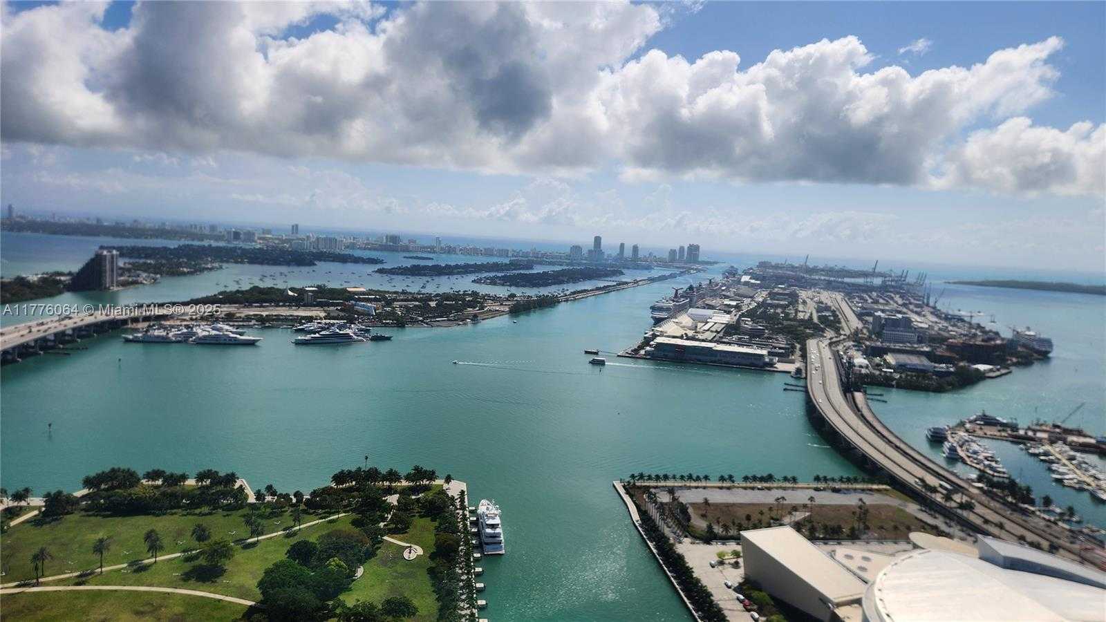 Small Image of 900 BISCAYNE BLVD #5403, Miami Number 2