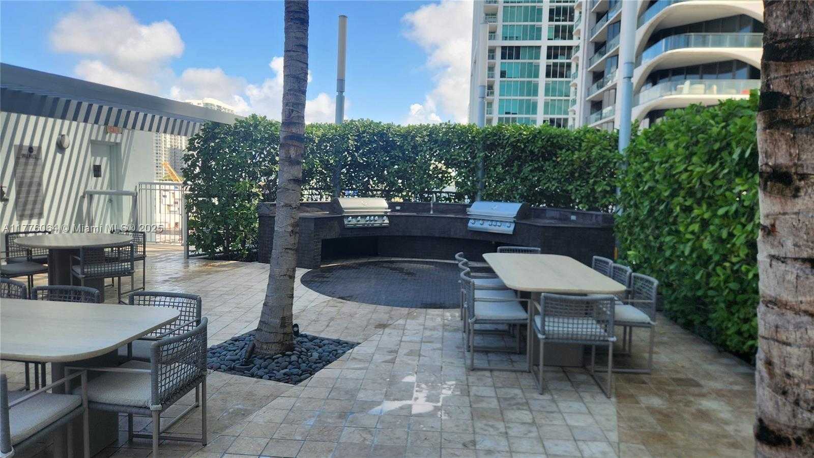 Small Image of 900 BISCAYNE BLVD #5403, Miami Number 24