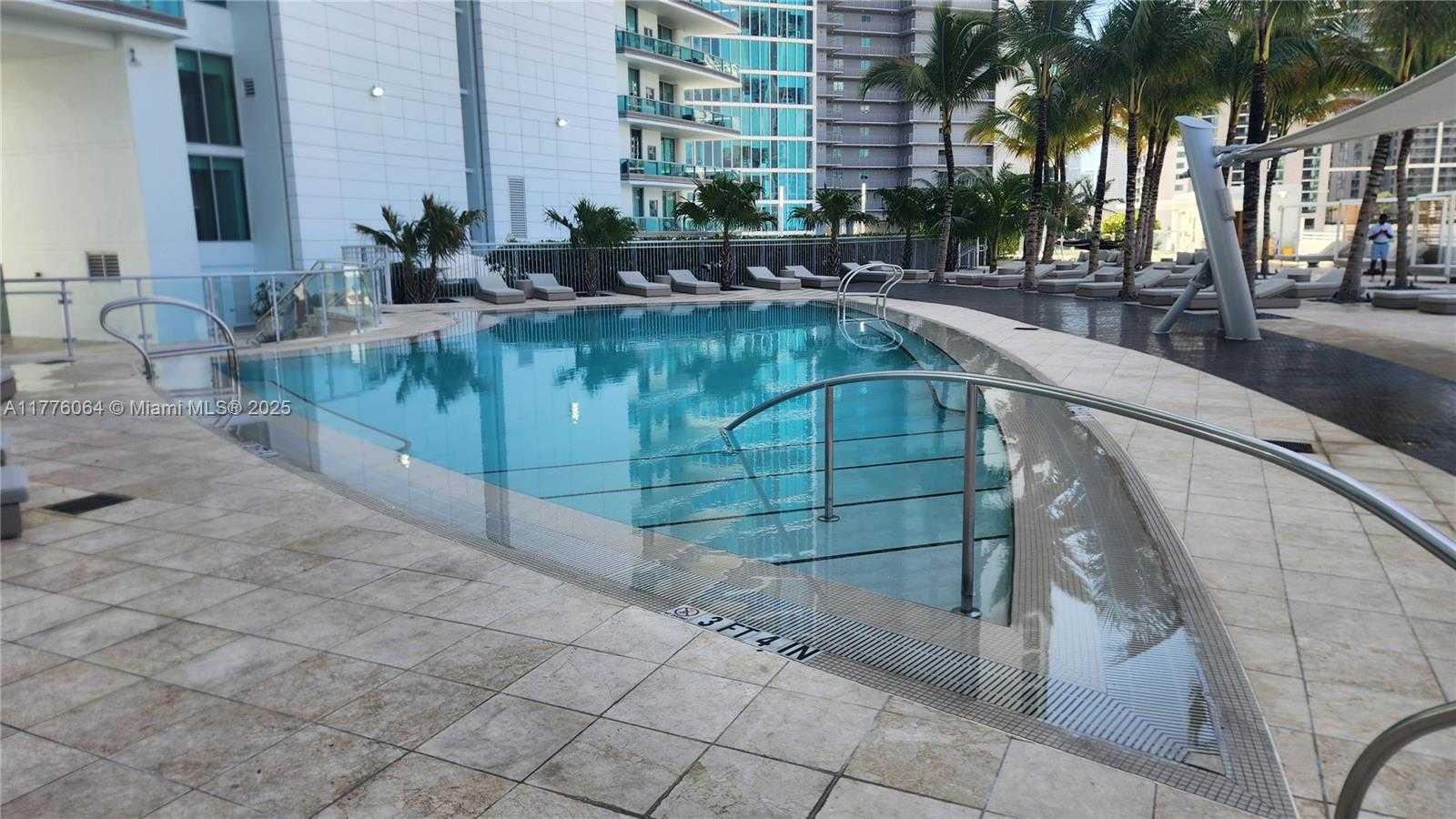 Small Image of 900 BISCAYNE BLVD #5403, Miami Number 25