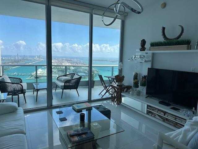Small Image of 900 BISCAYNE BLVD #5403, Miami Number 3