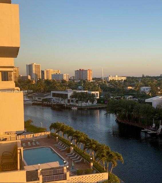 Small Image of 401 SOUTH EAST GOLDEN ISLES DR #712, Hallandale Beach Number 26