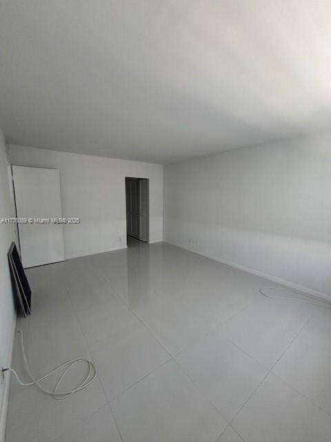 Small Image of 401 SOUTH EAST GOLDEN ISLES DR #712, Hallandale Beach Number 70