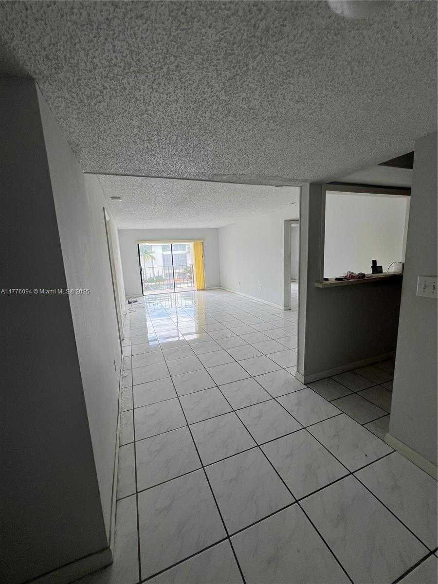 Small Image of 9124 COLLINS AVE #304, Surfside Number 12