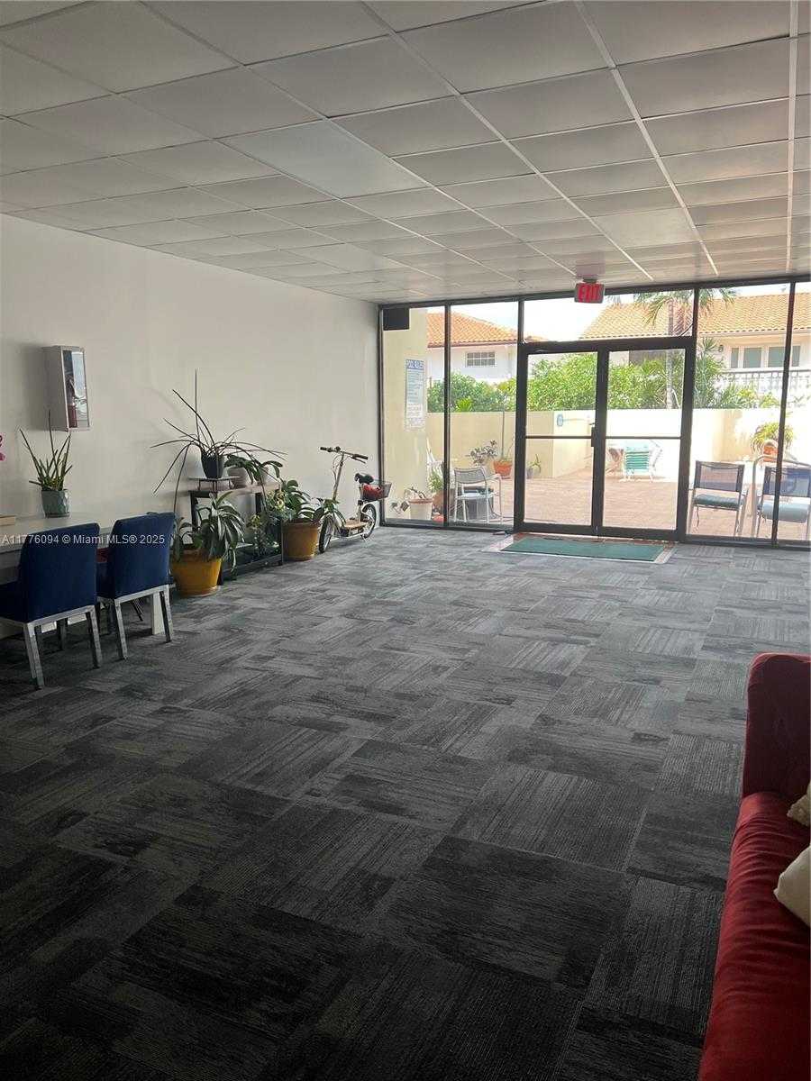 Small Image of 9124 COLLINS AVE #304, Surfside Number 26