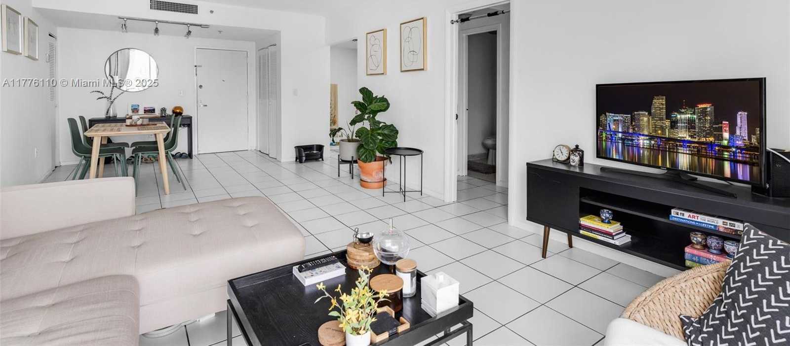 Small Image of 2829 INDIAN CREEK DR #606, Miami Beach Number 5