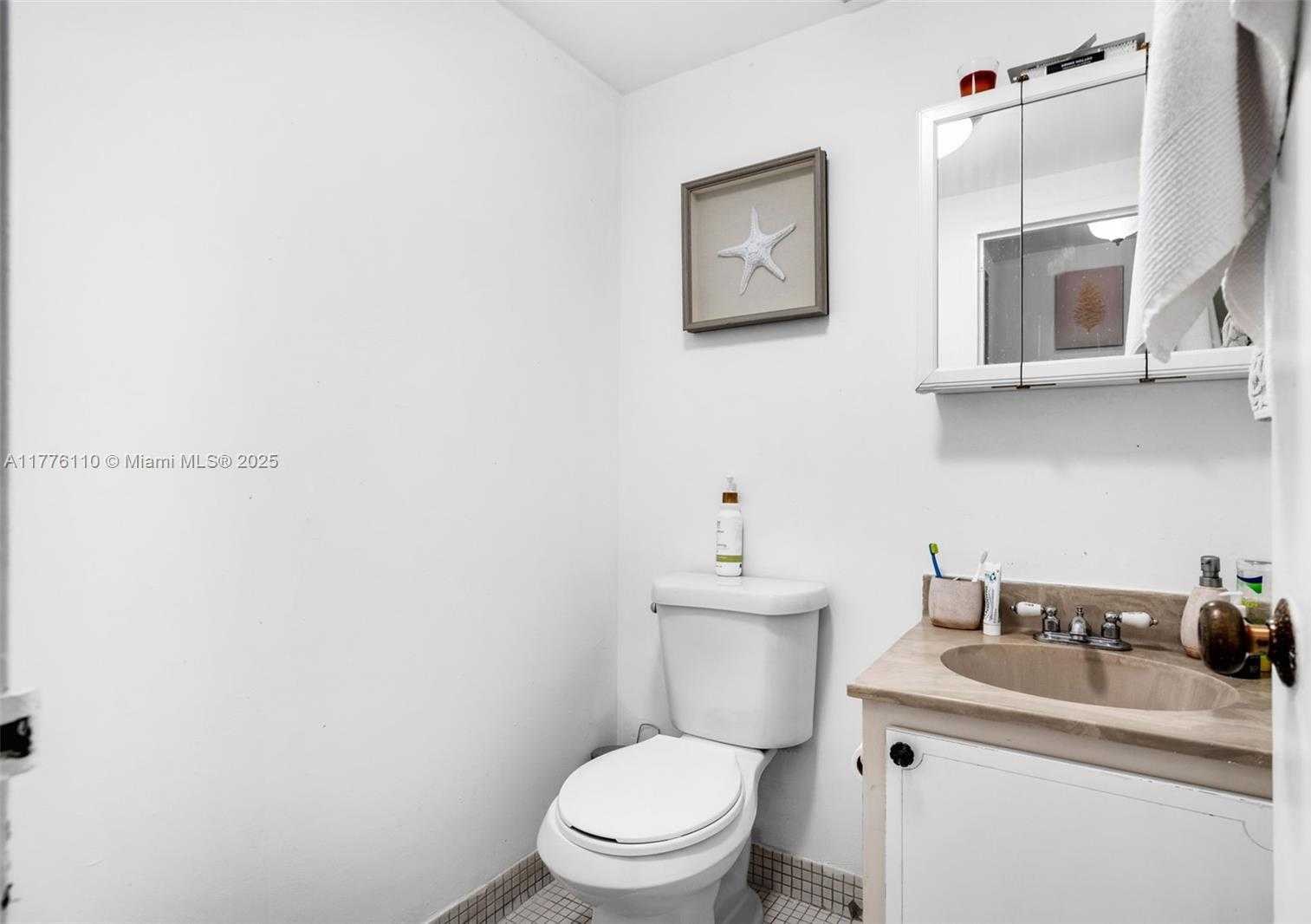 Small Image of 2829 INDIAN CREEK DR #606, Miami Beach Number 9