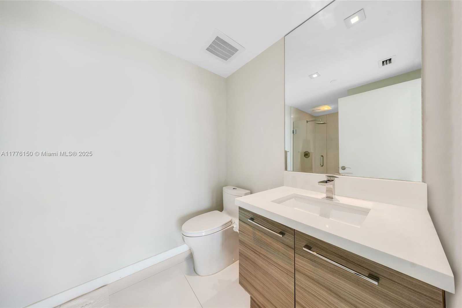 Small Image of 17001 EAST COLLINS AVE #1805, Sunny Isles Beach Number 28