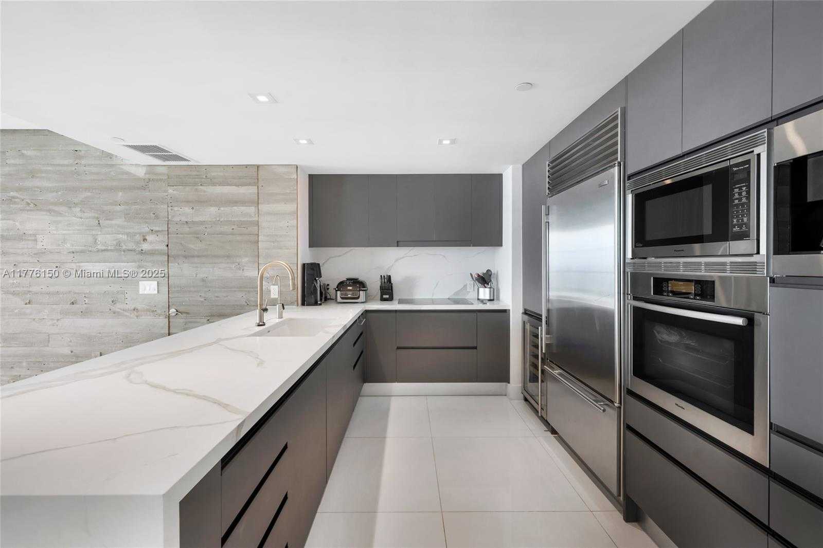 Small Image of 17001 EAST COLLINS AVE #1805, Sunny Isles Beach Number 9