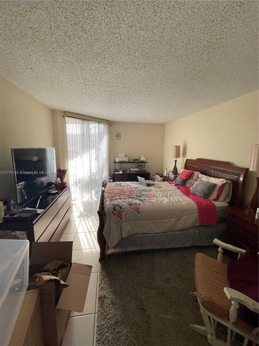 Small Image of 8335 SW 152nd Ave, Miami, FL 33193, USA Number 17