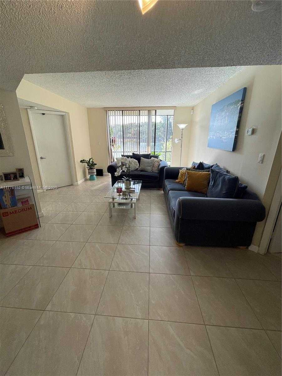 Small Image of 8335 SW 152nd Ave, Miami, FL 33193, USA Number 6