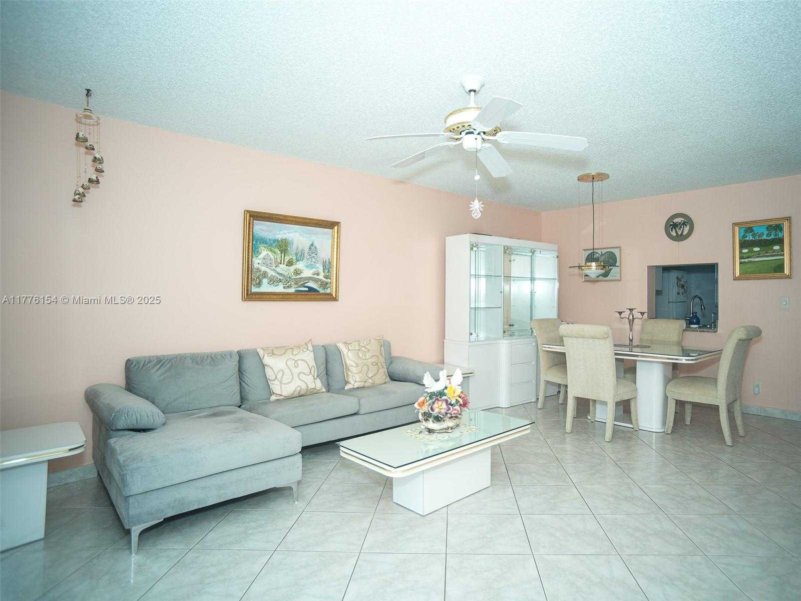 Small Image of 250 NORTH EAST 20TH ST #1290, Boca Raton Number 3