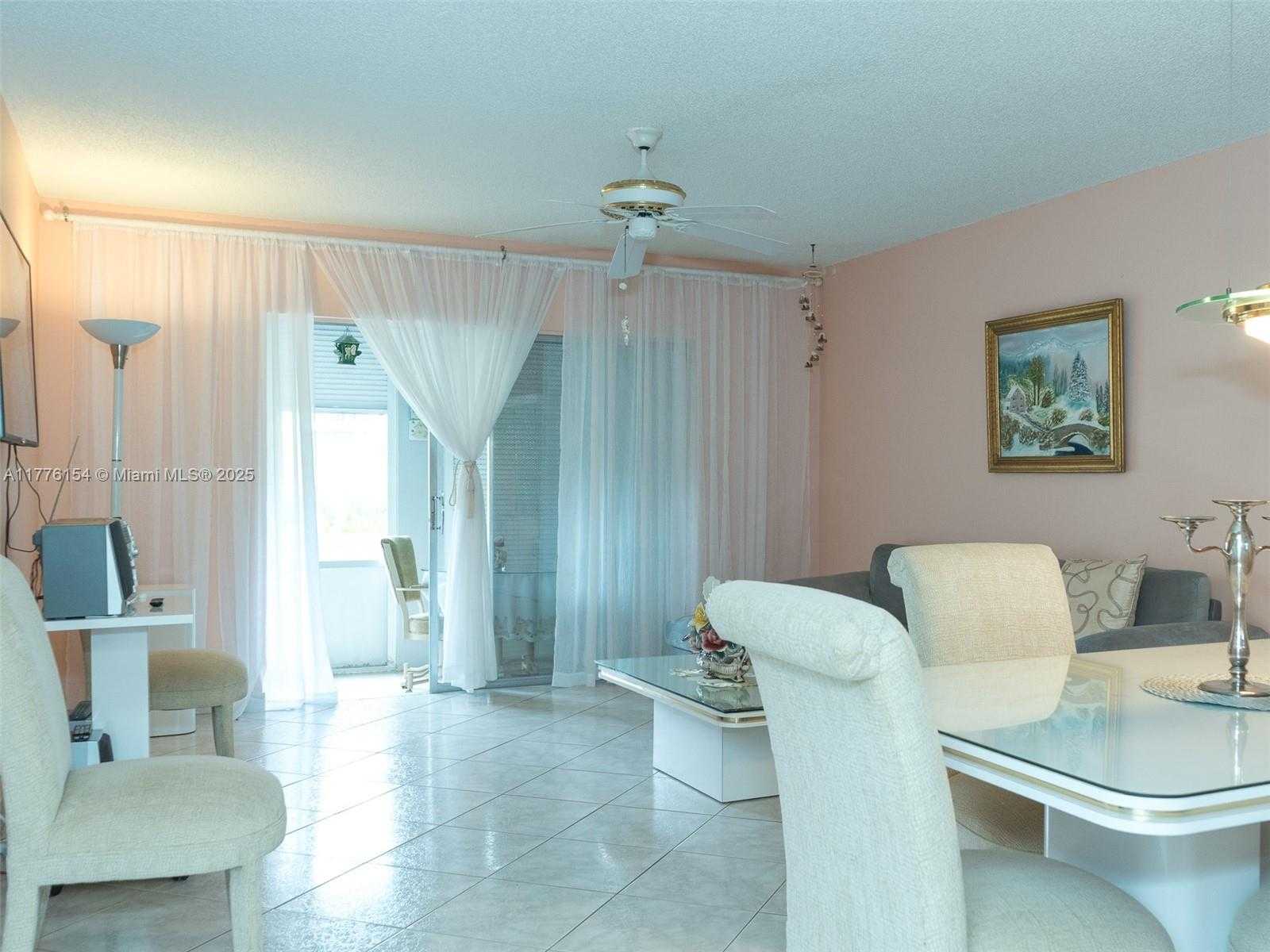 Small Image of 250 NORTH EAST 20TH ST #1290, Boca Raton Number 6