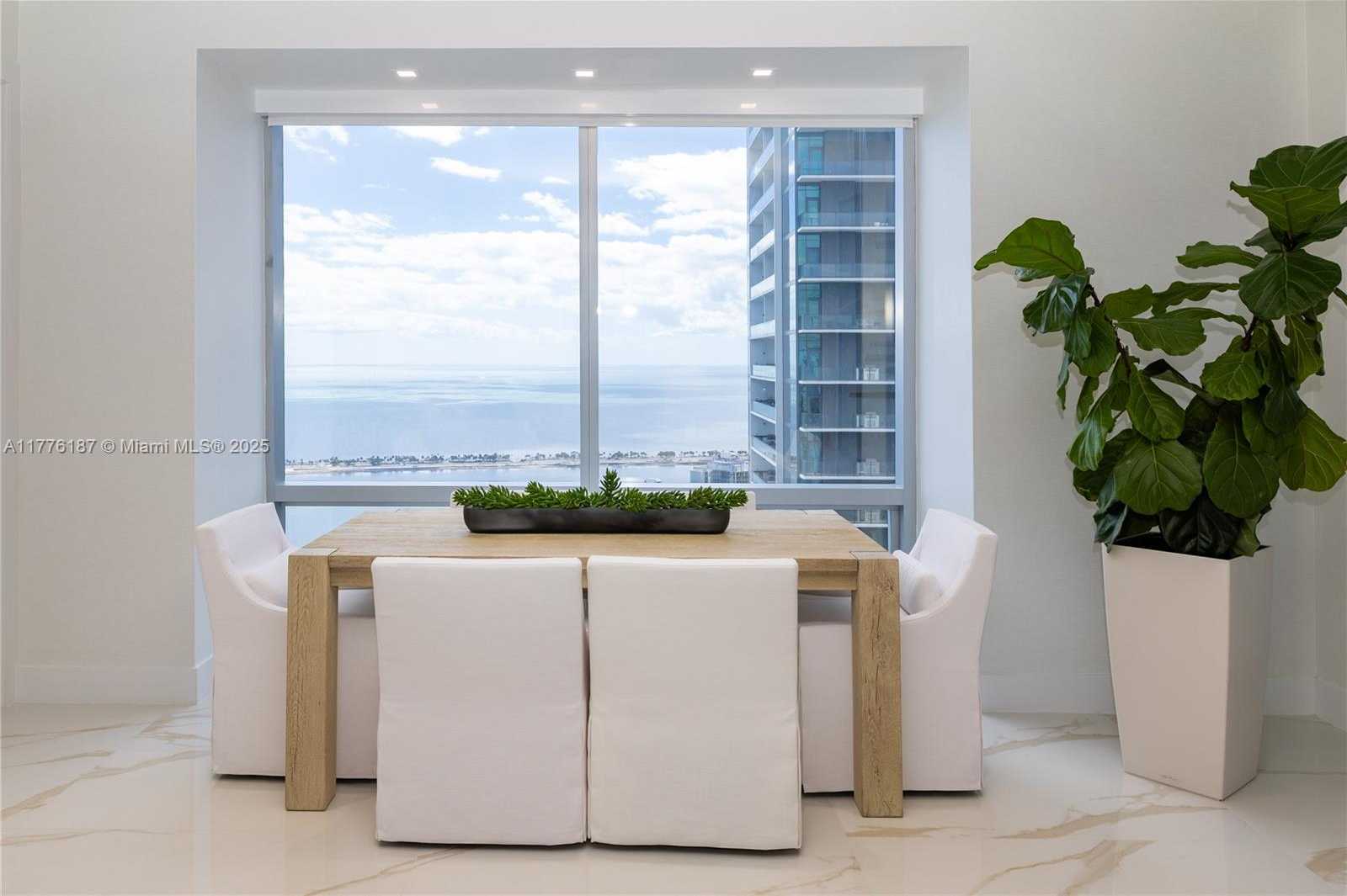 Small Image of 1425 BRICKELL AVE #47A, Miami Number 19