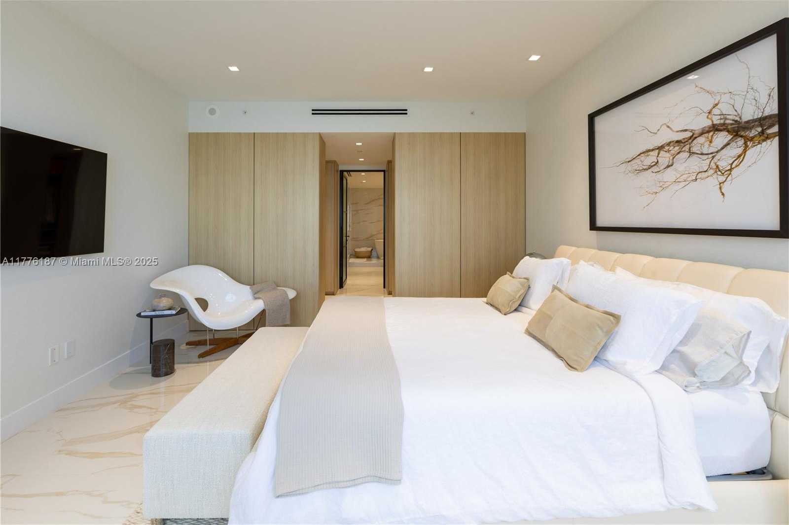 Small Image of 1425 BRICKELL AVE #47A, Miami Number 28