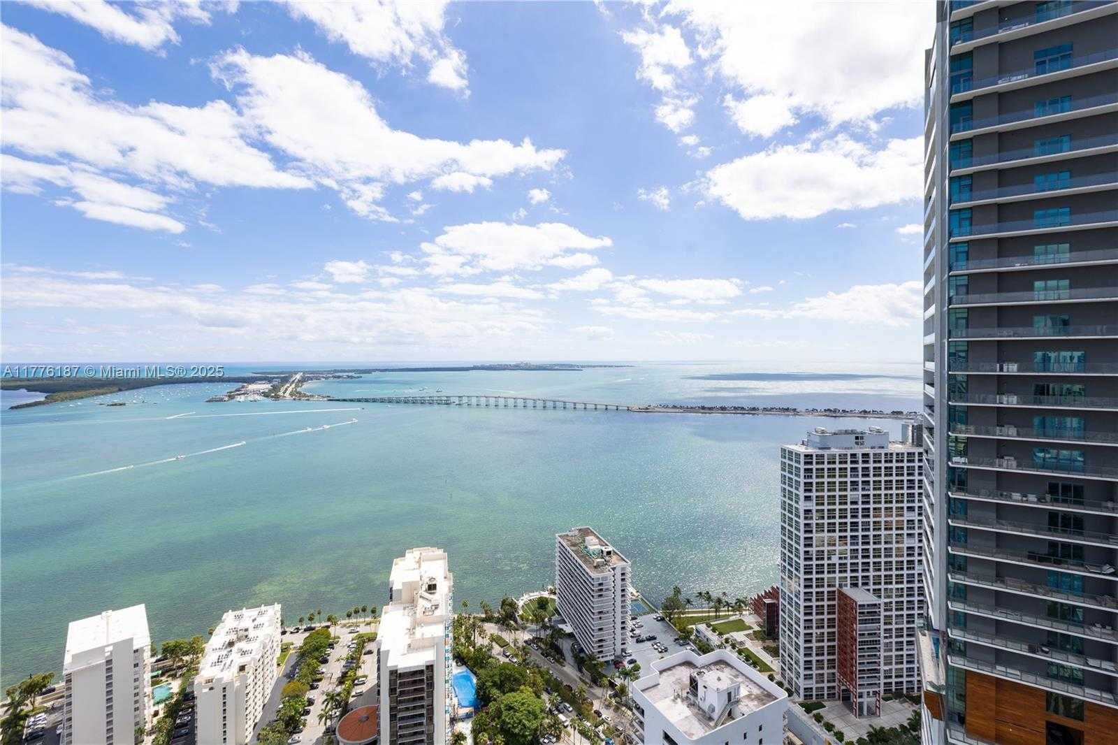 Small Image of 1425 BRICKELL AVE #47A, Miami Number 44