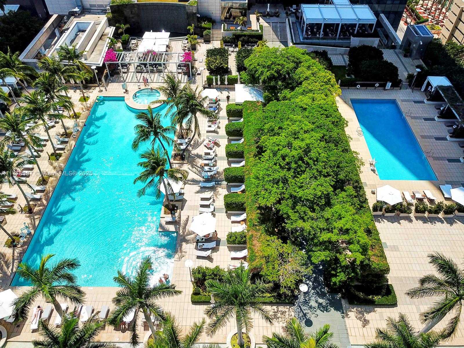 Small Image of 1425 BRICKELL AVE #47A, Miami Number 48