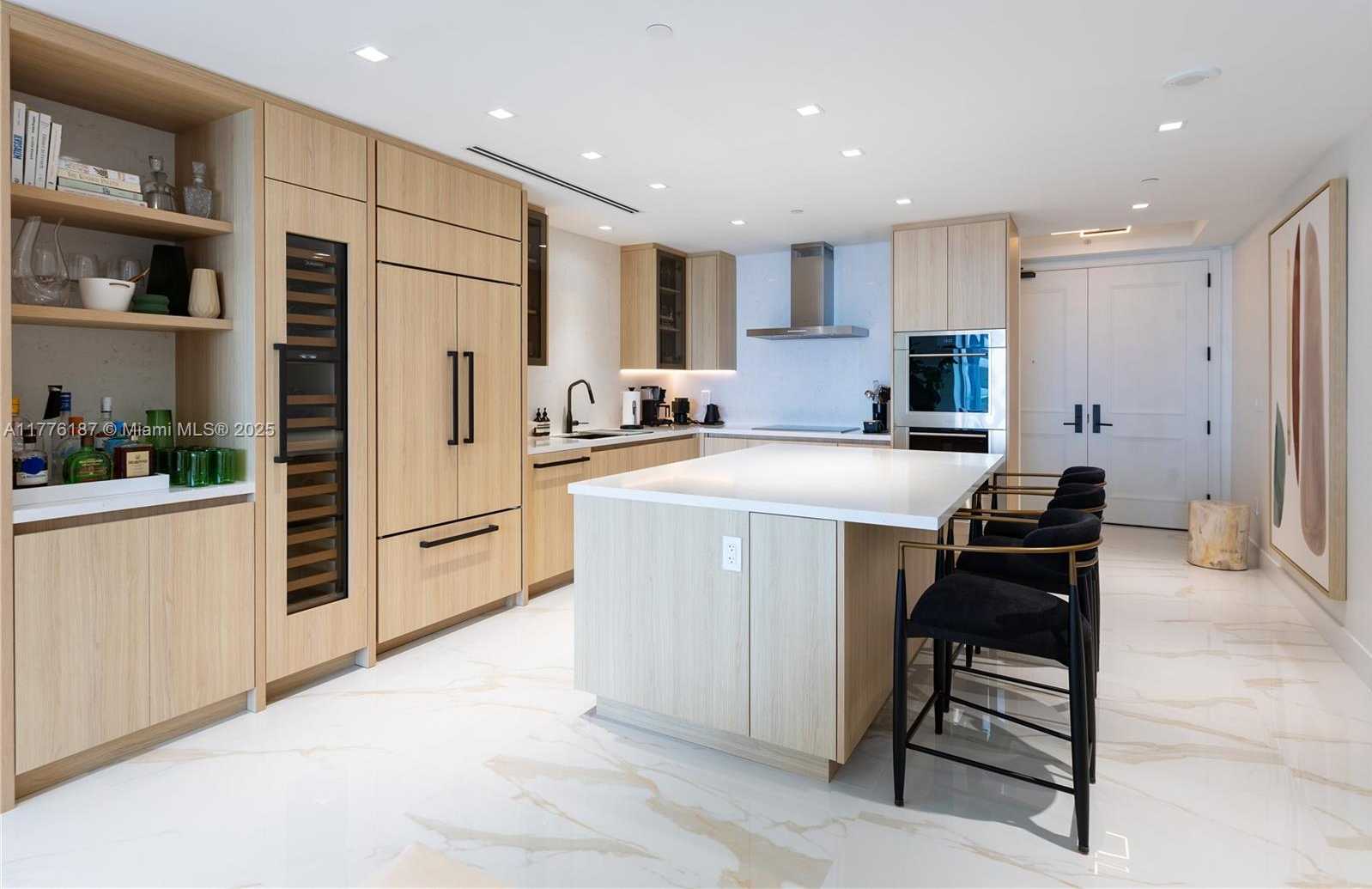 Small Image of 1425 BRICKELL AVE #47A, Miami Number 6