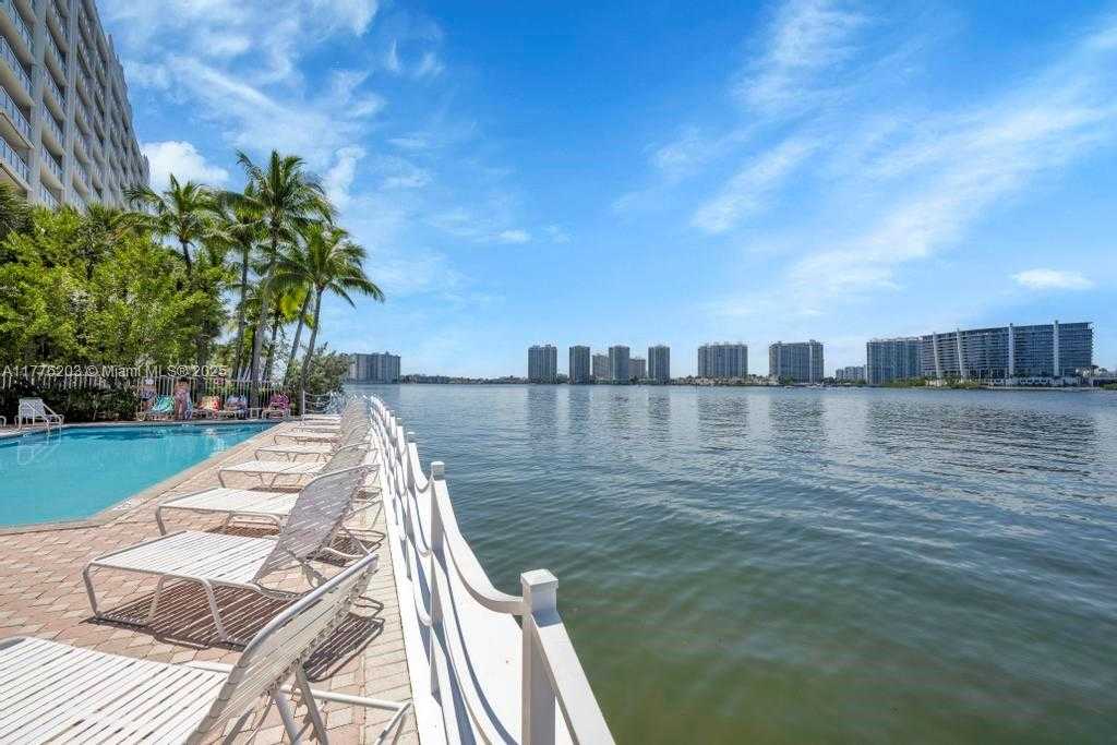 Small Image of 18260 #508, Sunny Isles Beach Number 10