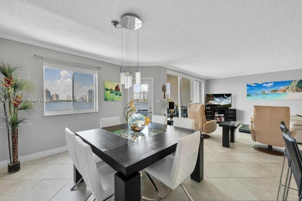 Small Image of 18260 #508, Sunny Isles Beach Number 22
