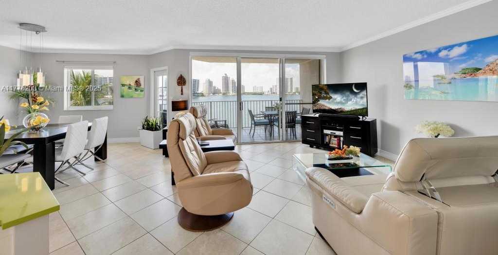 Small Image of 18260 #508, Sunny Isles Beach Number 24