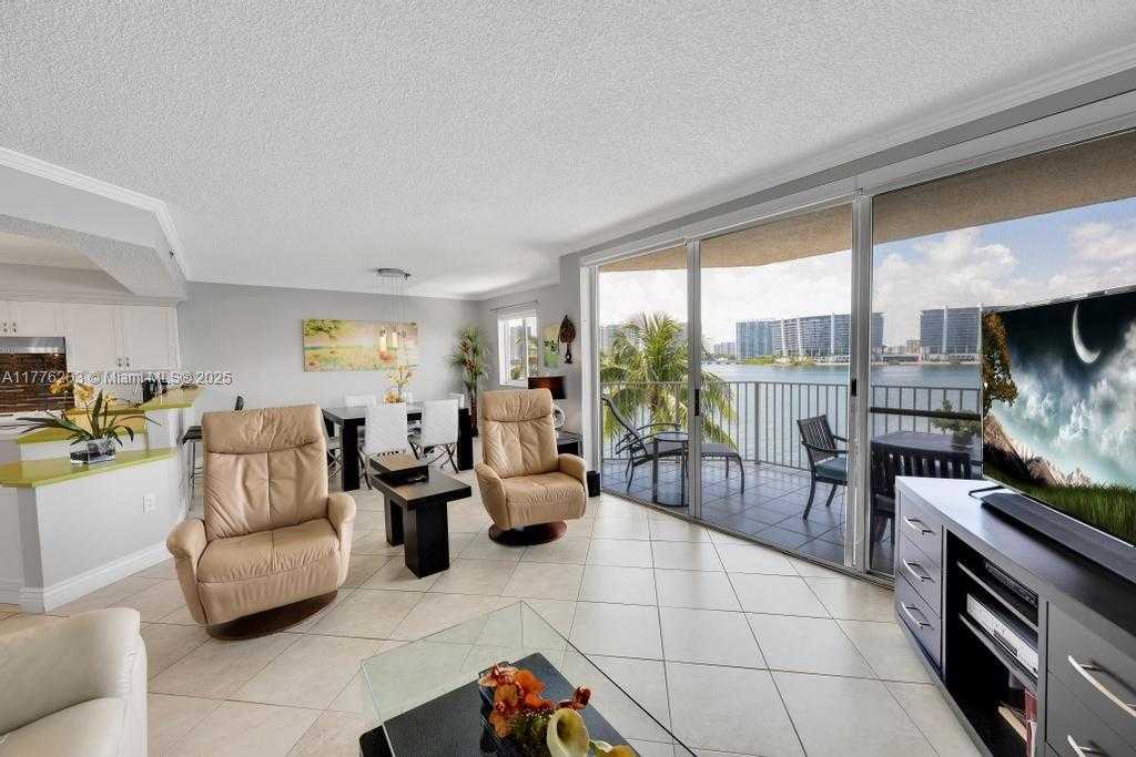 Small Image of 18260 #508, Sunny Isles Beach Number 26
