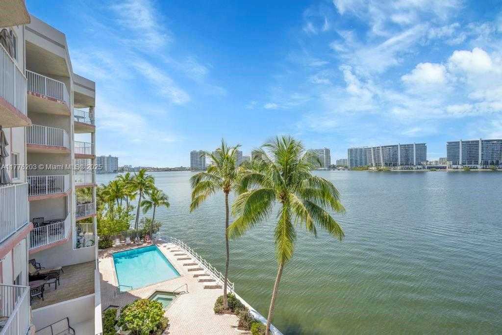 Small Image of 18260 #508, Sunny Isles Beach Number 31
