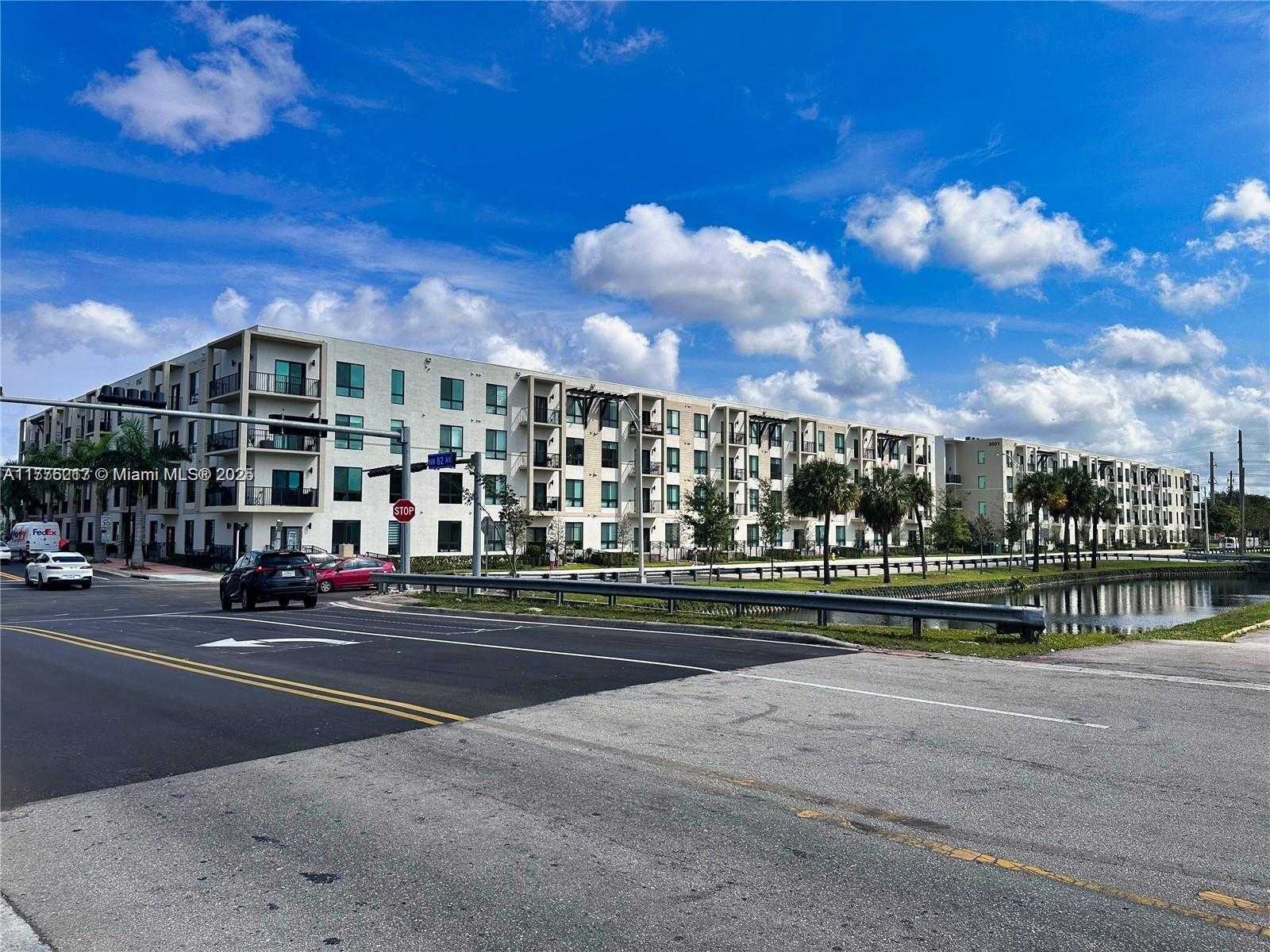 Small Image of 8167 NORTH WEST 41ST ST #E-410, Doral Number 23