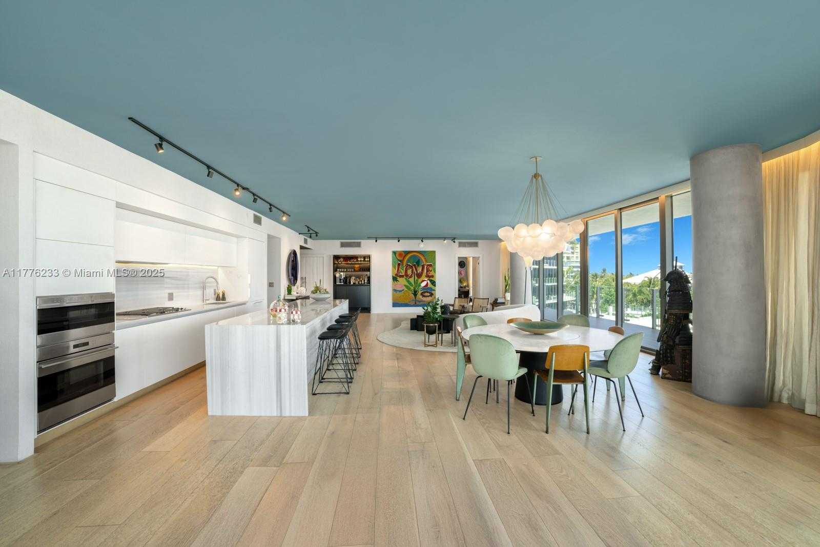 Small Image of 1 COLLINS AVE #401, Miami Beach Number 10