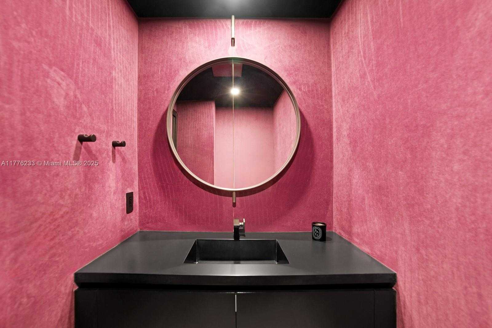 Small Image of 1 COLLINS AVE #401, Miami Beach Number 14