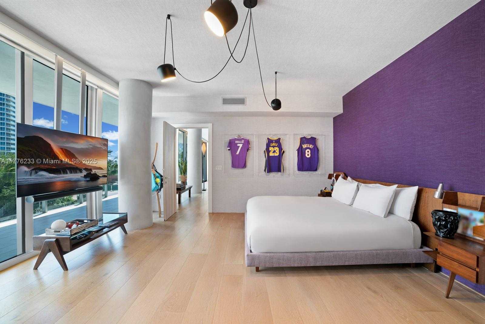 Small Image of 1 COLLINS AVE #401, Miami Beach Number 15