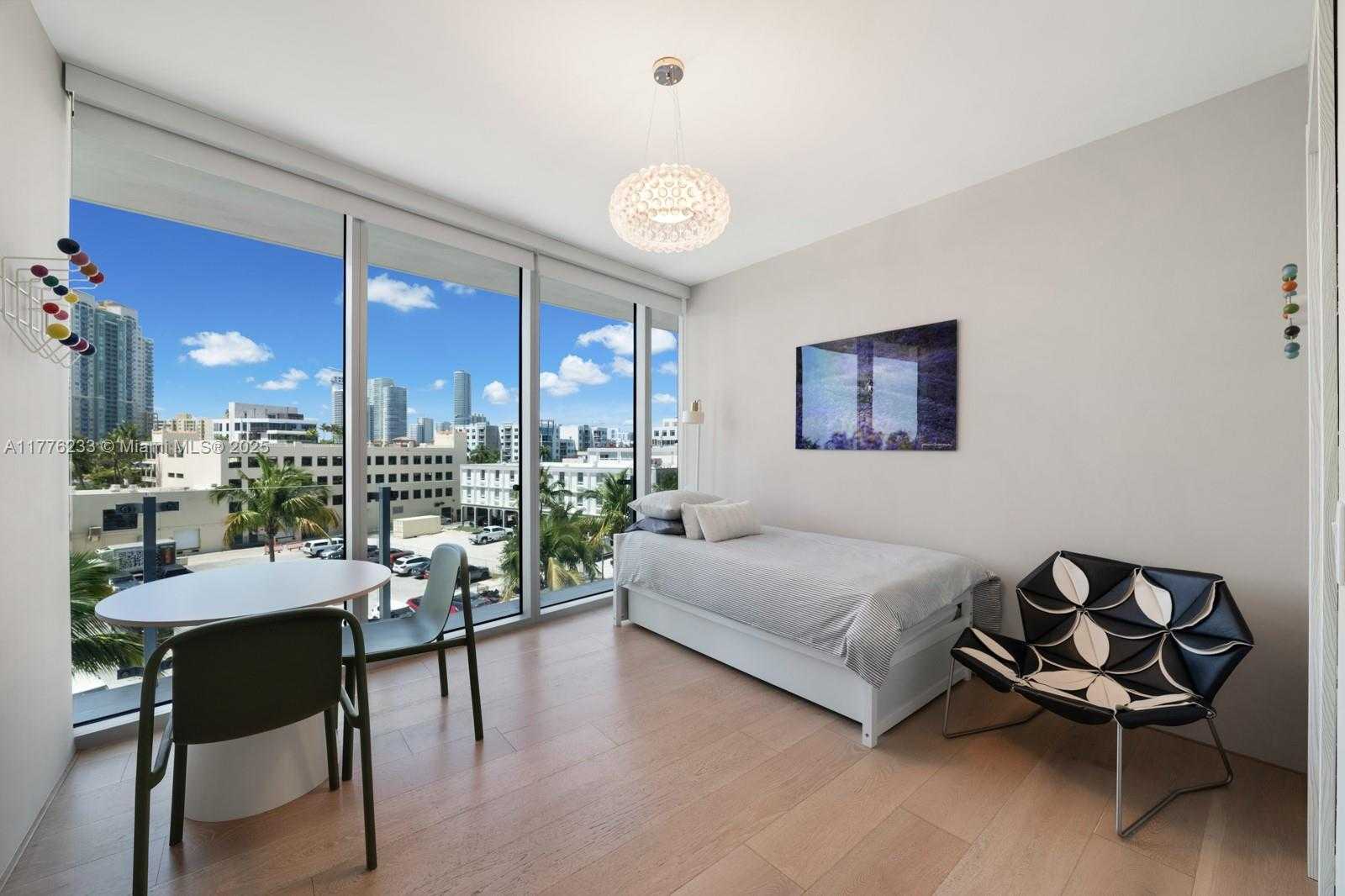 Small Image of 1 COLLINS AVE #401, Miami Beach Number 21