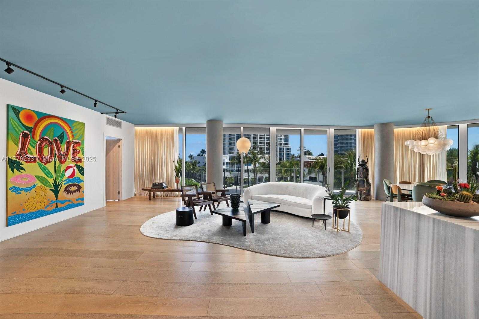 Small Image of 1 COLLINS AVE #401, Miami Beach Number 5