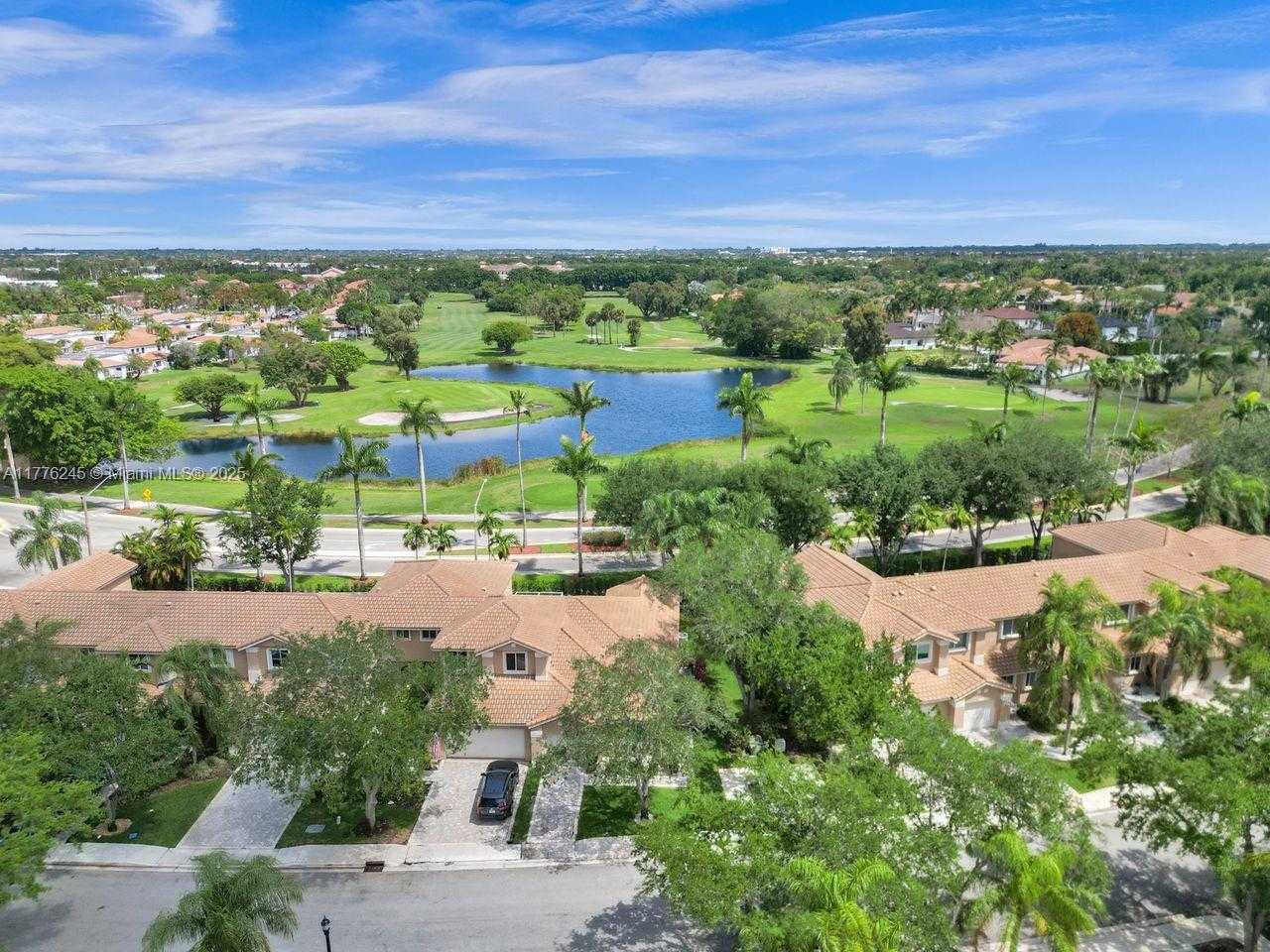 Small Image of 15831 SOUTH WEST 10TH ST, Pembroke Pines Number 2