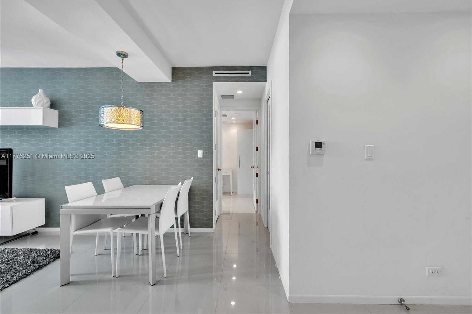 Small Image of 5055 COLLINS AVE #7A, Miami Beach Number 10
