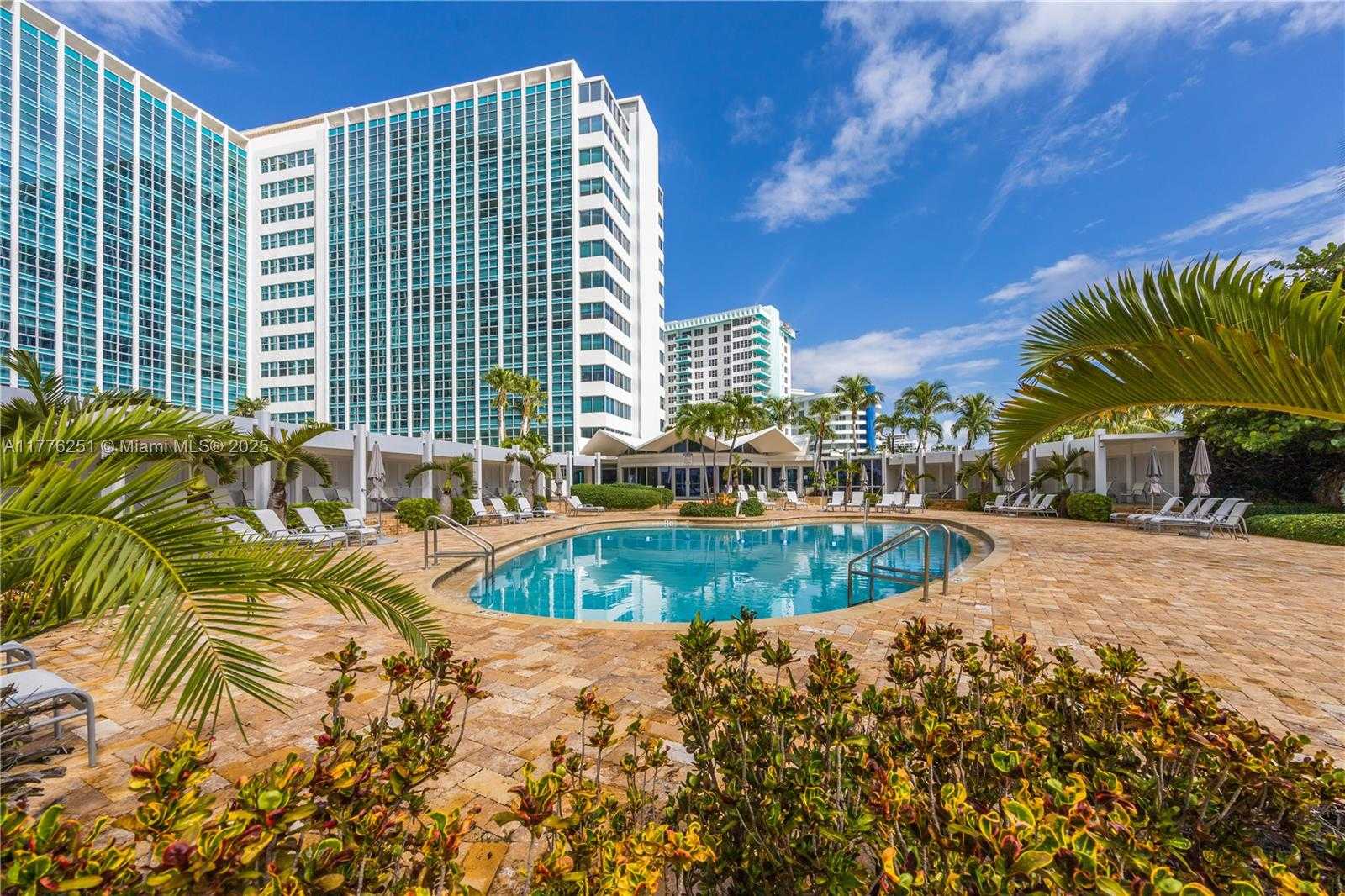 Small Image of 5055 COLLINS AVE #7A, Miami Beach Number 26