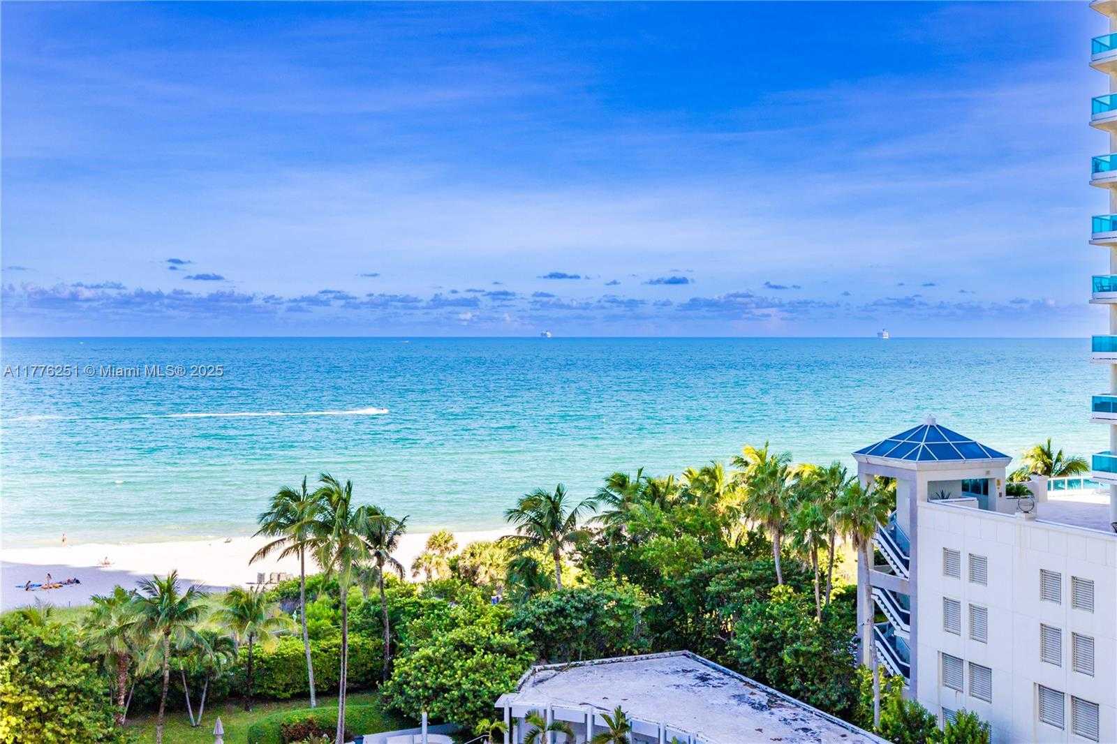 Small Image of 5055 COLLINS AVE #7A, Miami Beach Number 4